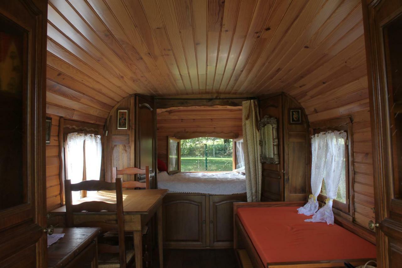 Bed and Breakfast Roulotte Montfée à Semezanges Extérieur photo